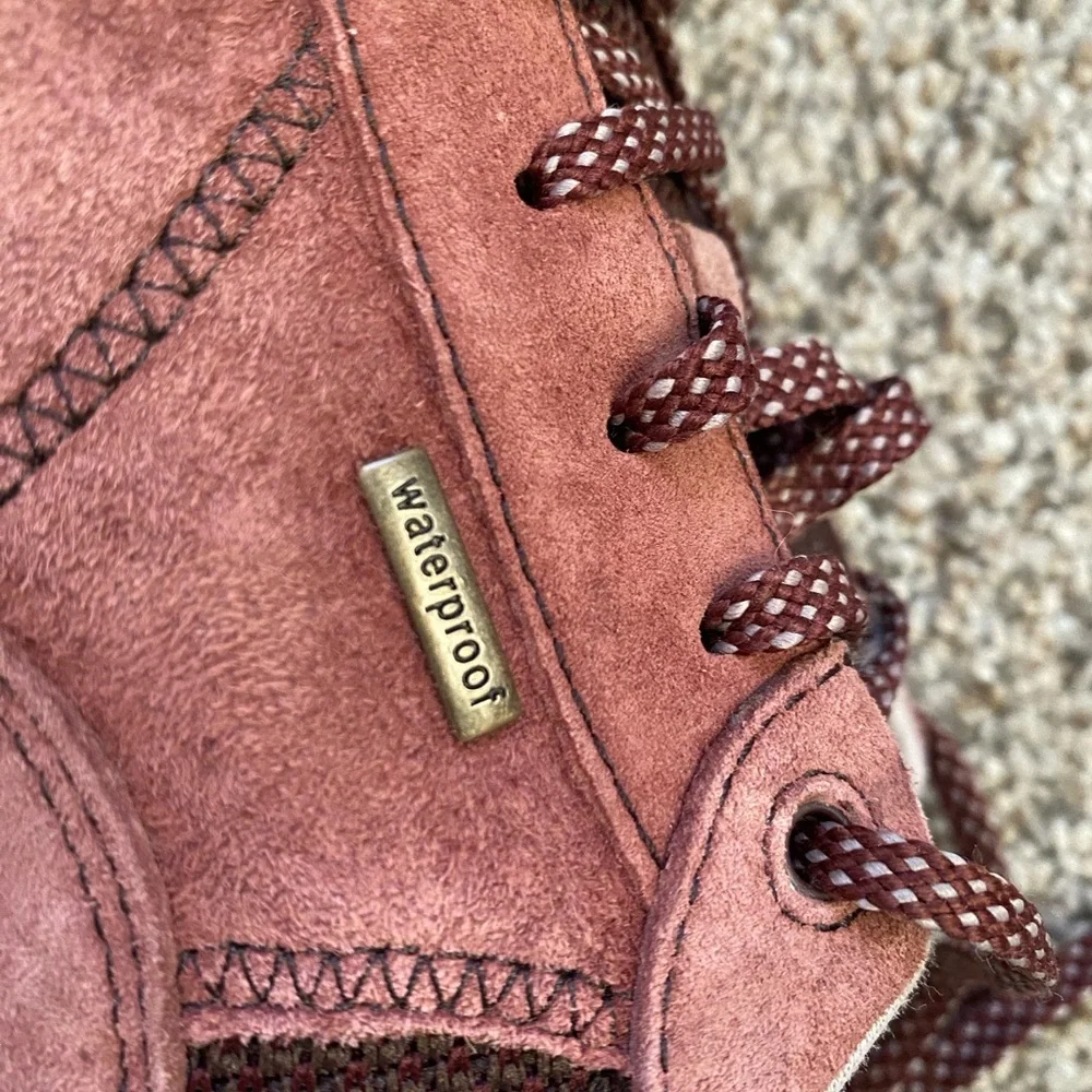 Dansko Paisley Women's Athletic Shoes Waterproof - Picture 11 of 12